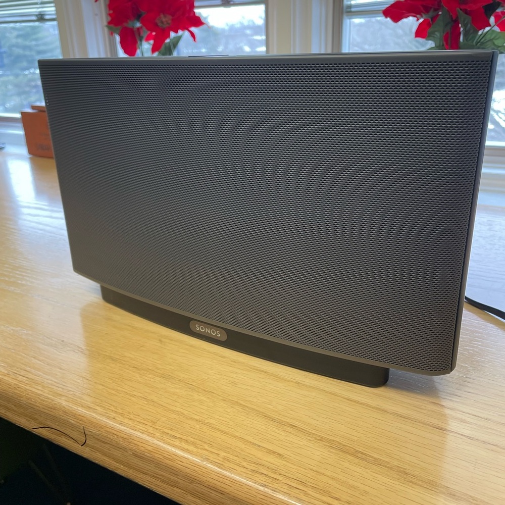 Sonos Play 5 (Gen 1) Gray and Black Speaker